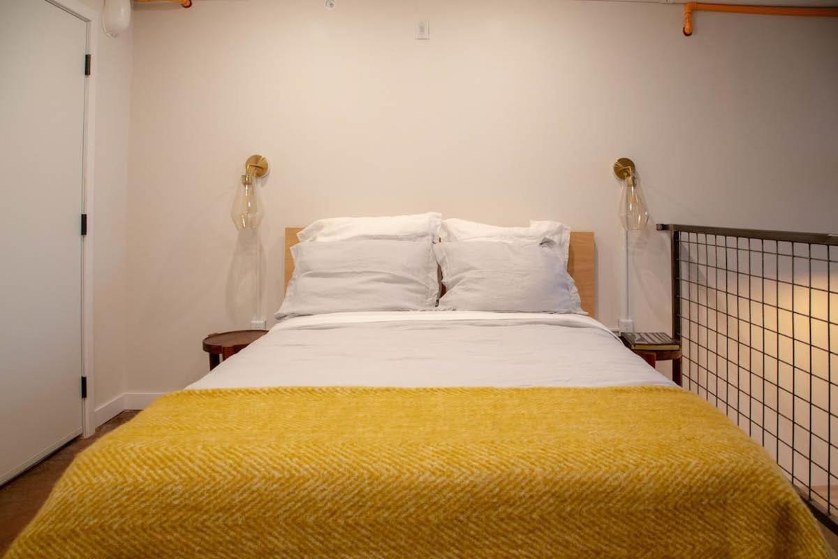 Reading Viaduct Loft, City Center, Contactless Check In فيلادلفيا المظهر الخارجي الصورة